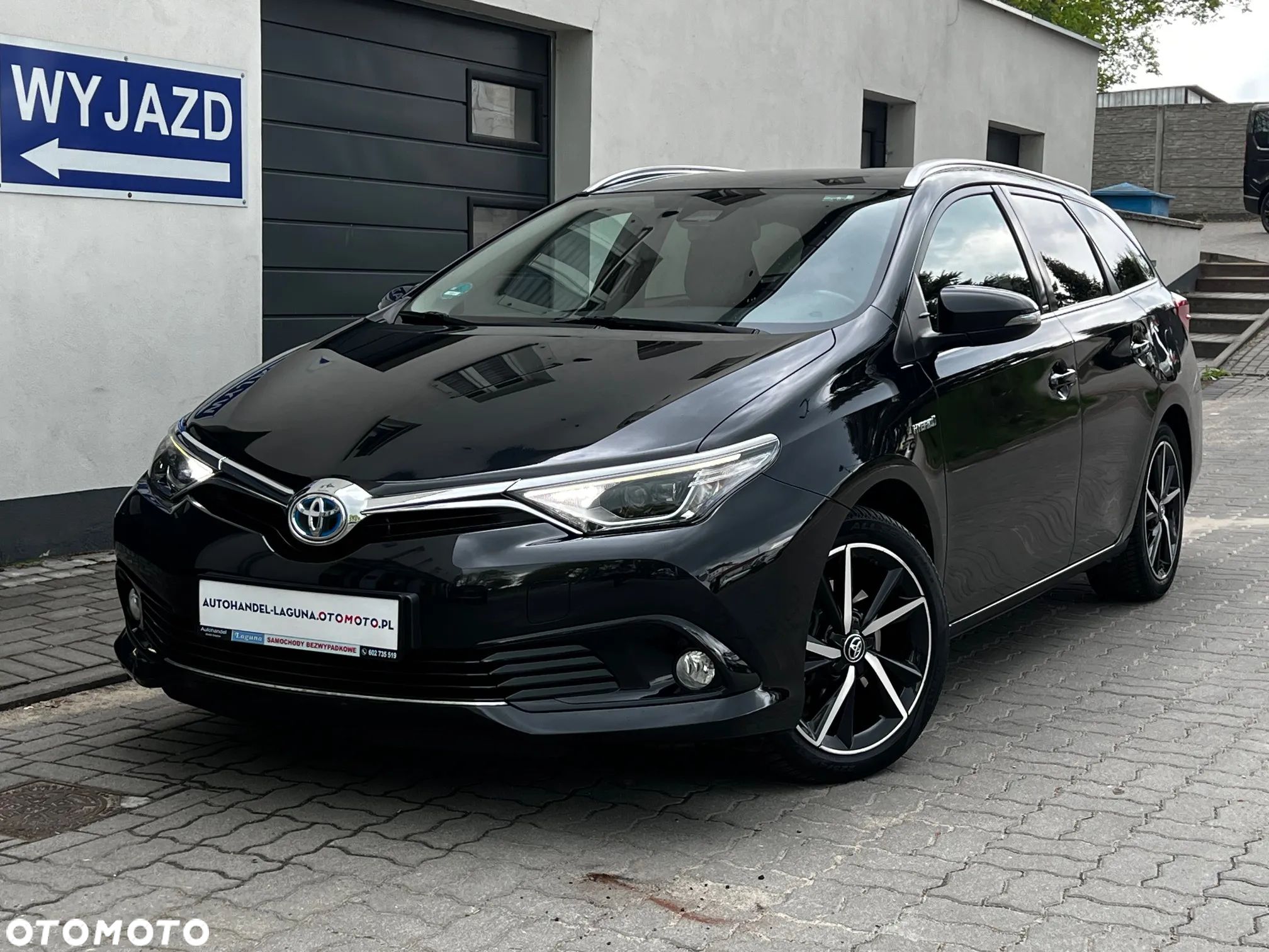 Toyota Auris 1.8 VVT-i Hybrid Automatik Touring Sports Edition S+ - 1