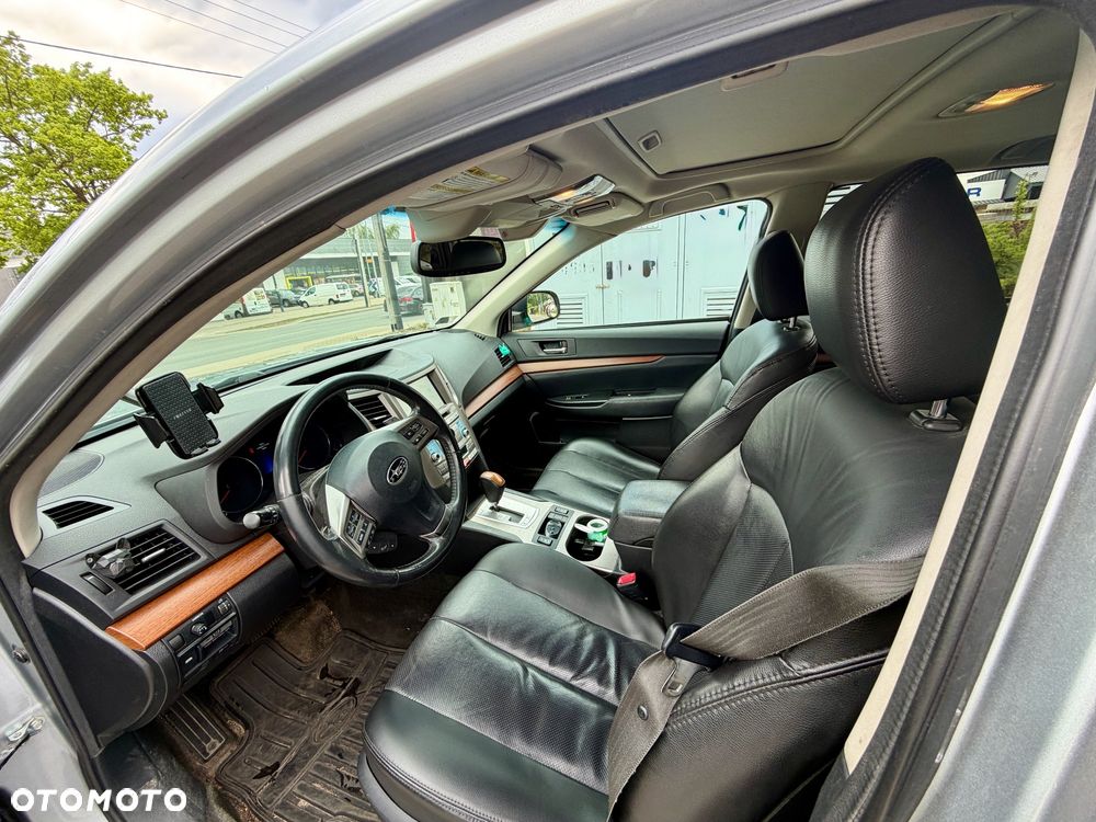 Subaru Outback 2.5i Lineartronic Comfort - 6