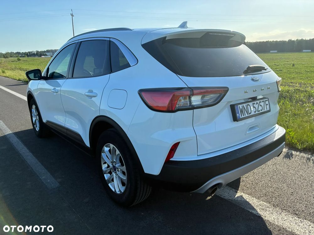 Ford Kuga 1.5 EcoBoost FWD Titanium - 3