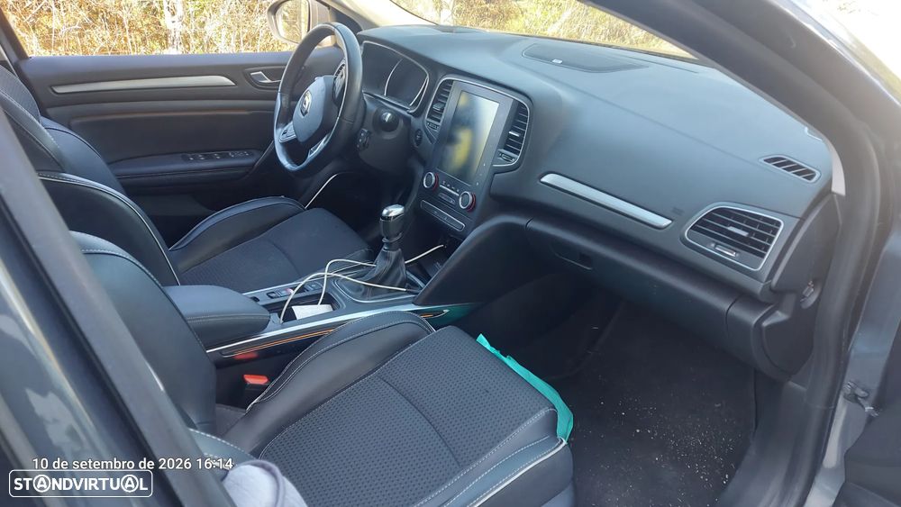 Renault Mégane 1.5 Blue dCi Bose Edition - 10