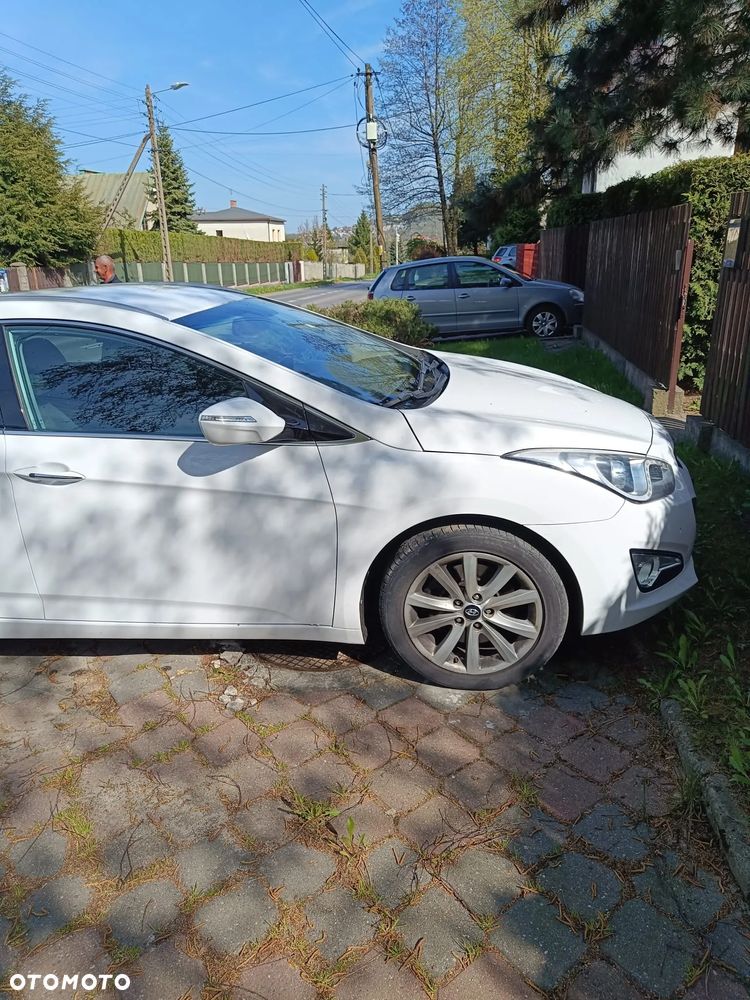 Hyundai i40 1.7 CRDi Comfort + - 4