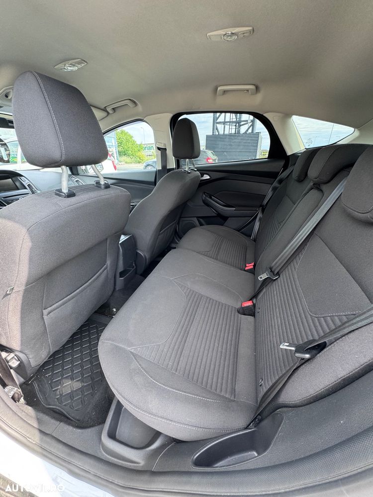Ford Focus 1.0 EcoBoost Start Stop Trend - 11