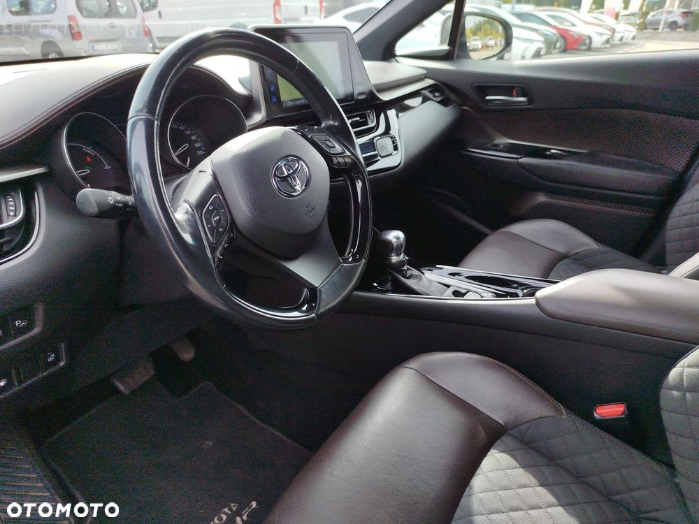 Toyota C-HR - 10