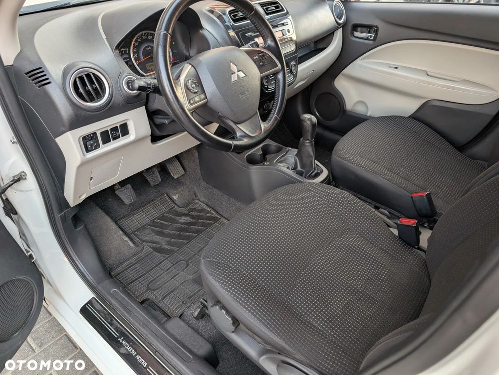 Mitsubishi Space Star 1.2 Intense - 17