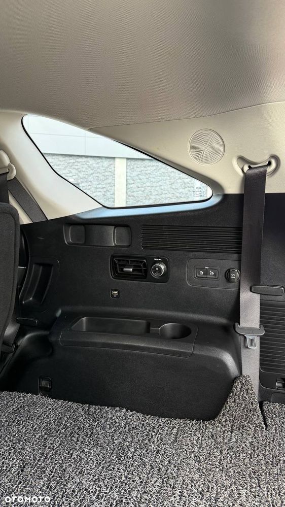 Kia Sorento - 26