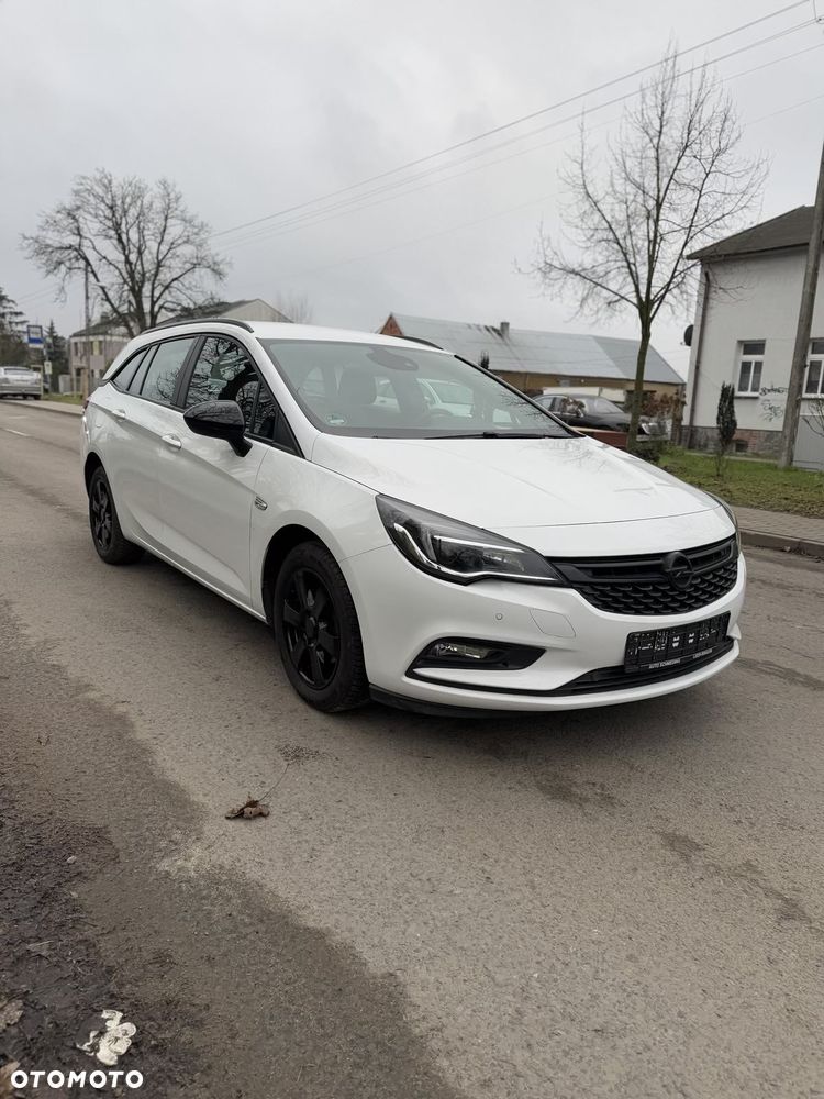 Opel Astra - 1