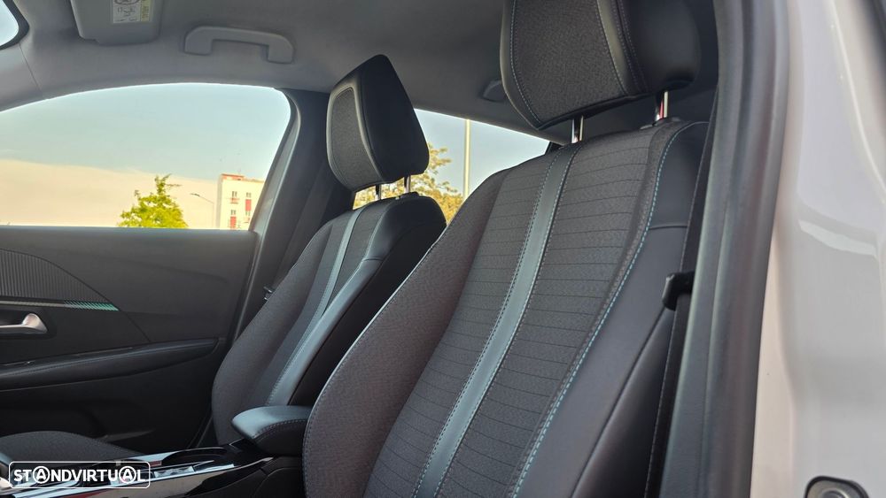 Peugeot e-208 50 kWh Allure Pack - 10