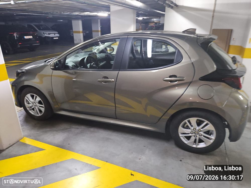 Toyota Yaris - 4