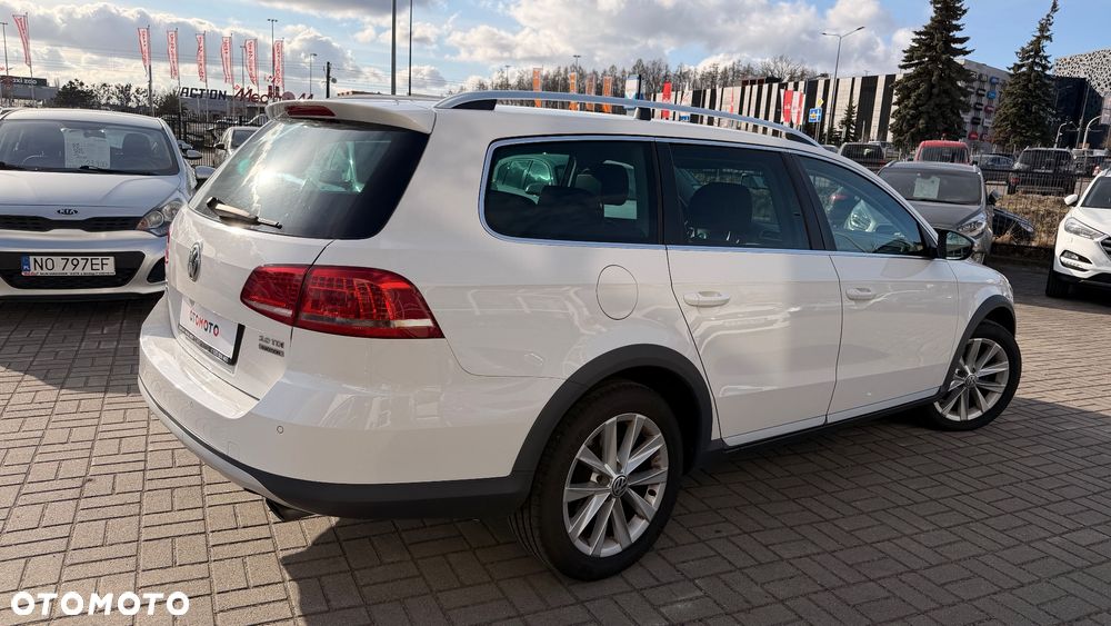 Volkswagen Passat Alltrack - 25