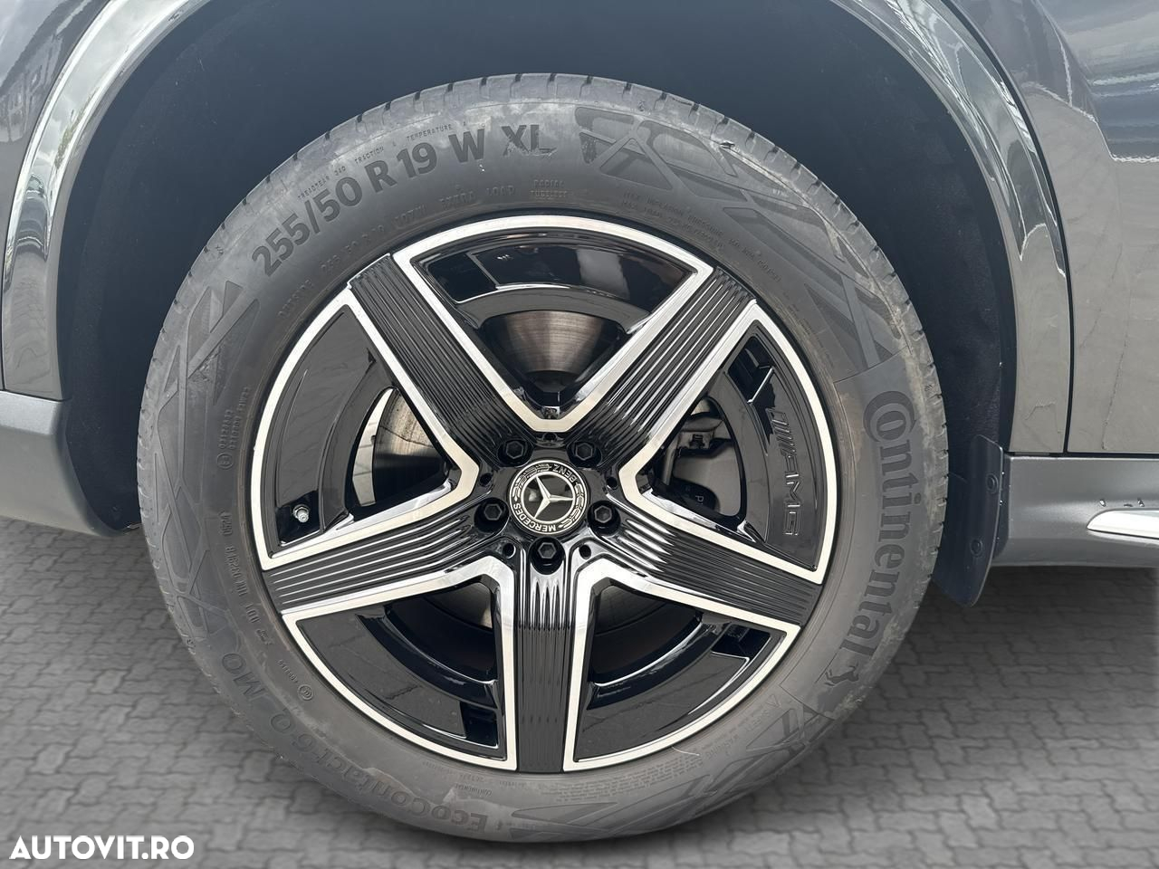 Mercedes-Benz GLC 300 e 4MATIC - 6