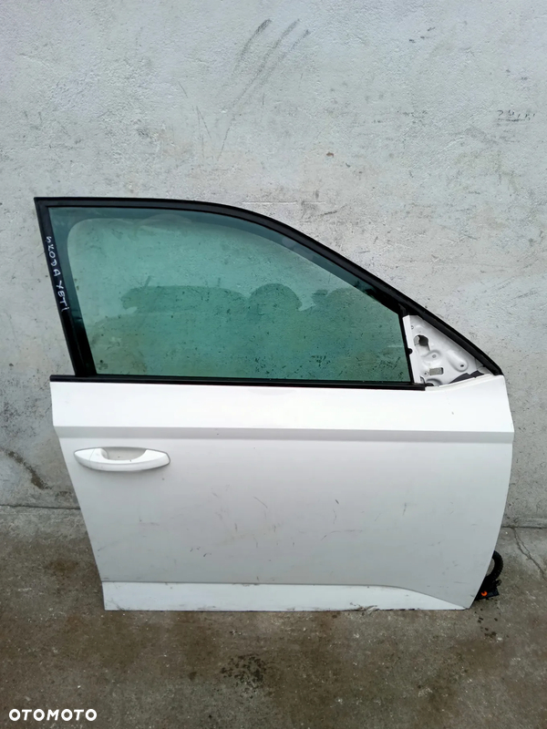 SKODA FABIA III 14-DRZWI PRZEDNIE PRZÓD