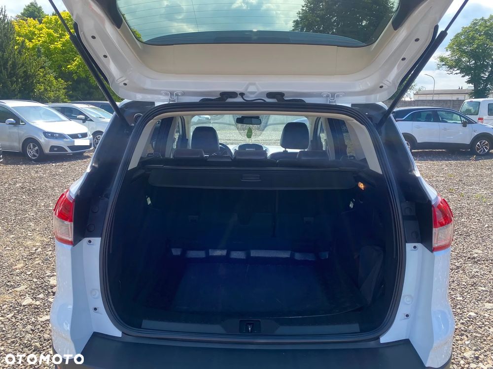 Ford Kuga 1.5 EcoBoost 2x4 Titanium - 17