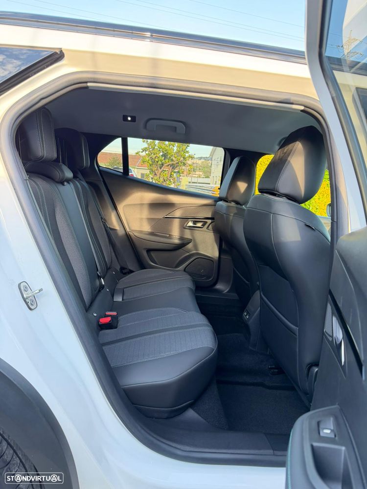 Peugeot 2008 PureTech 110 GPF Stop&Start EAT6 Allure - 8