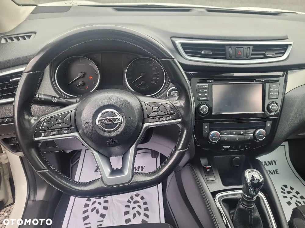 Nissan Qashqai 1.6 DCi N-Connecta EU6 - 30