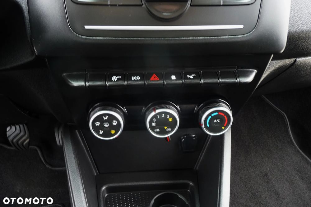 Dacia Duster 1.0 TCe Comfort - 14