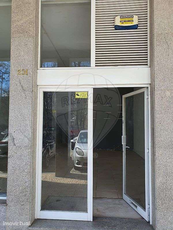 Loja  para arrendamento - Grande imagem: 2/8