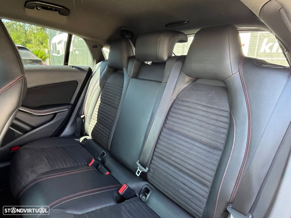 Mercedes-Benz CLA 200 d Shooting Brake AMG Line Aut. - 35