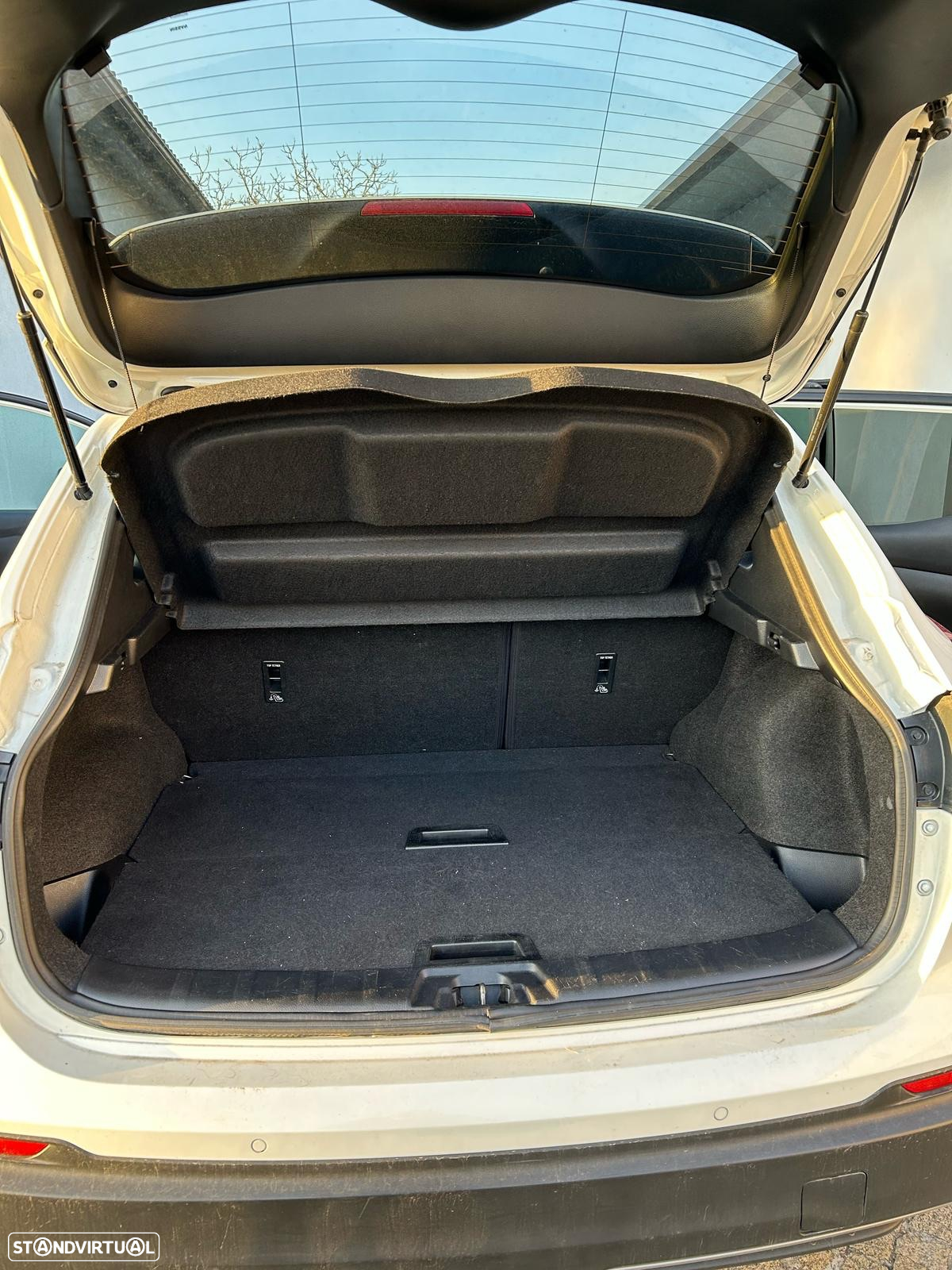 Nissan Qashqai 1.5 dCi N-Connecta Business - 16