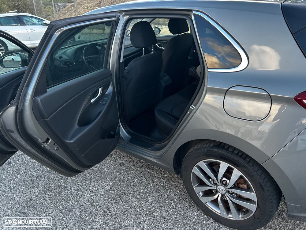 Hyundai i30 1.6 CRDI STyle - 7