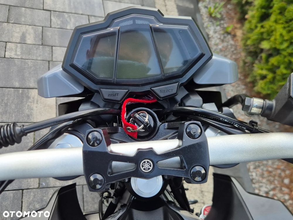 Yamaha MT - 21