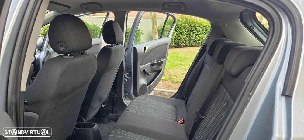 Opel Corsa 1.2 Enjoy - 10