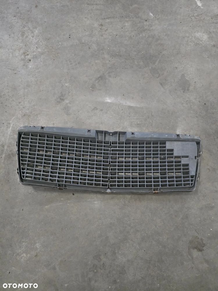 Grill/maskownica MERCEDES W210 - 4