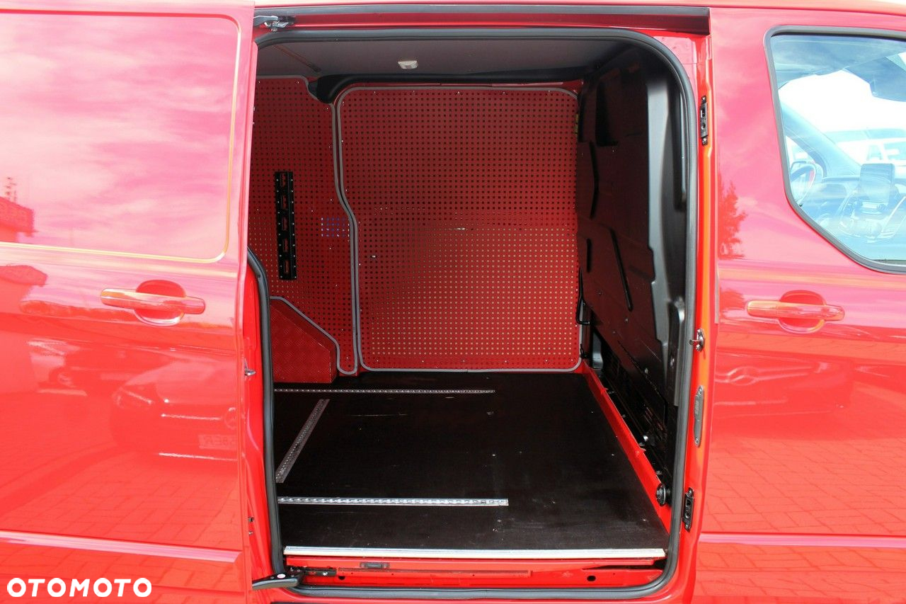 Ford Transit Custom - 8