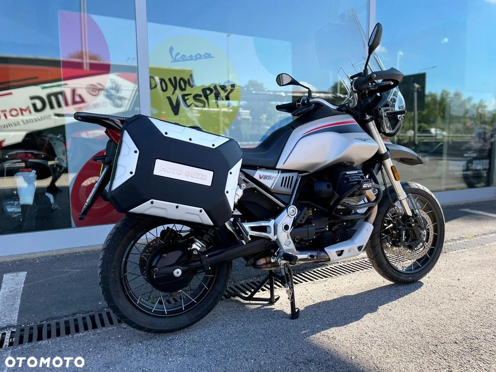 Moto Guzzi V85 - 5