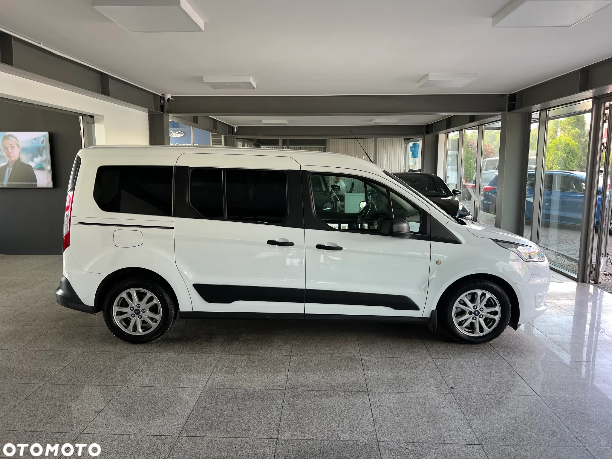 Ford Tourneo Connect Gr 1.5 EcoBlue Trend - 10