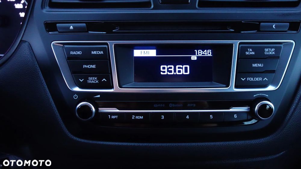 Hyundai i20 1.4 Comfort - 24