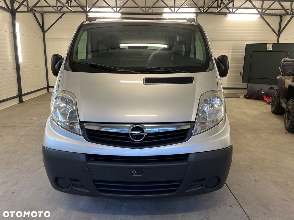Opel Vivaro - 9