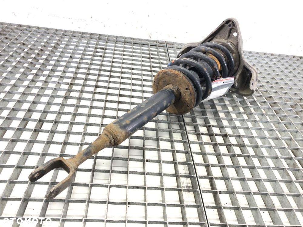 AMORTYZATOR LEWY PRZÓD SPRĘŻYNA - 73.00 PLN - AUDI A4 B6 Avant (8E5) 2000 - 2005 1.9 TDI 96 kW - 2