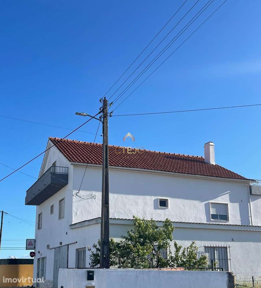 MORADIA COM AFETAÇÃO DE COMERCIO/ SERVIÇOS - Grande imagem: 2/19