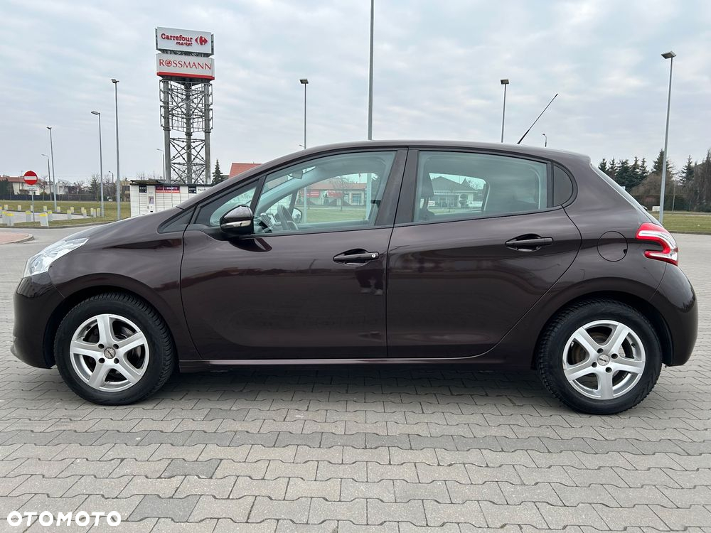 Peugeot 208 1.2 VTi Style - 22