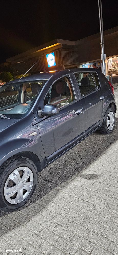 Dacia Sandero 1.4 MPI Laureate - 4