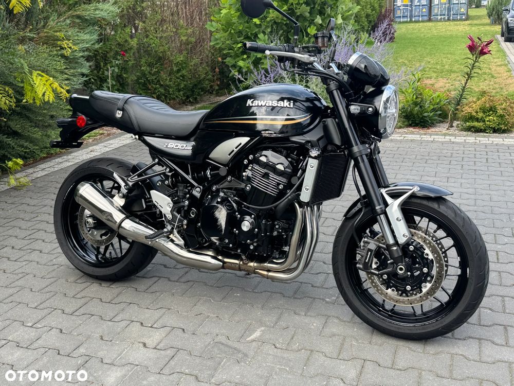 Kawasaki Z 900 RS - 3