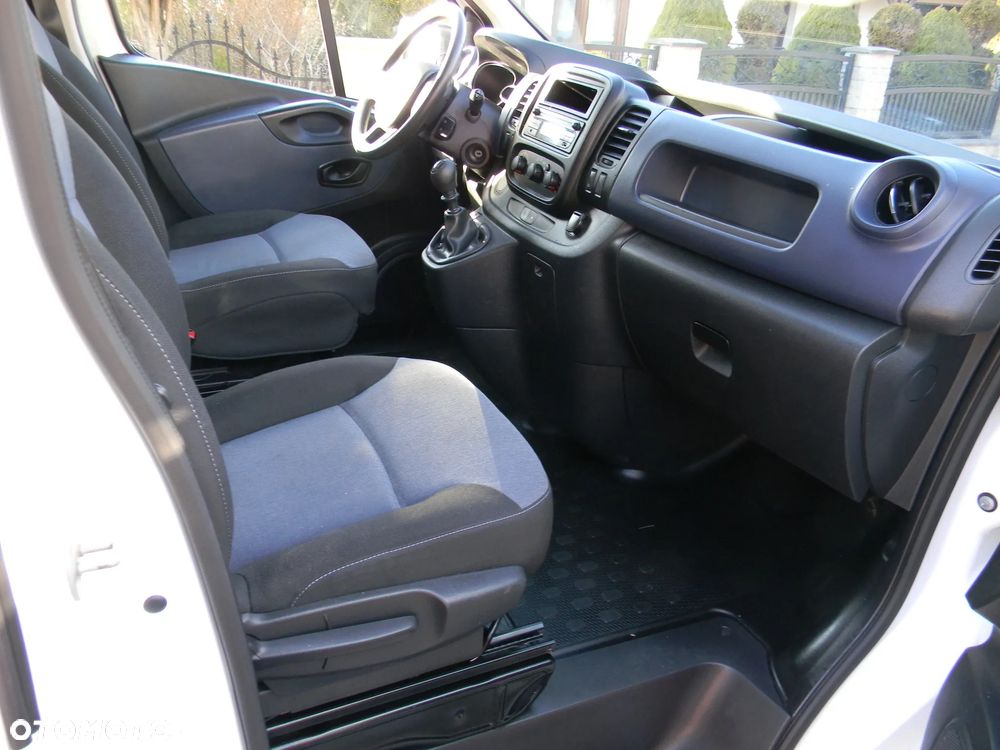 Opel Vivaro - 9