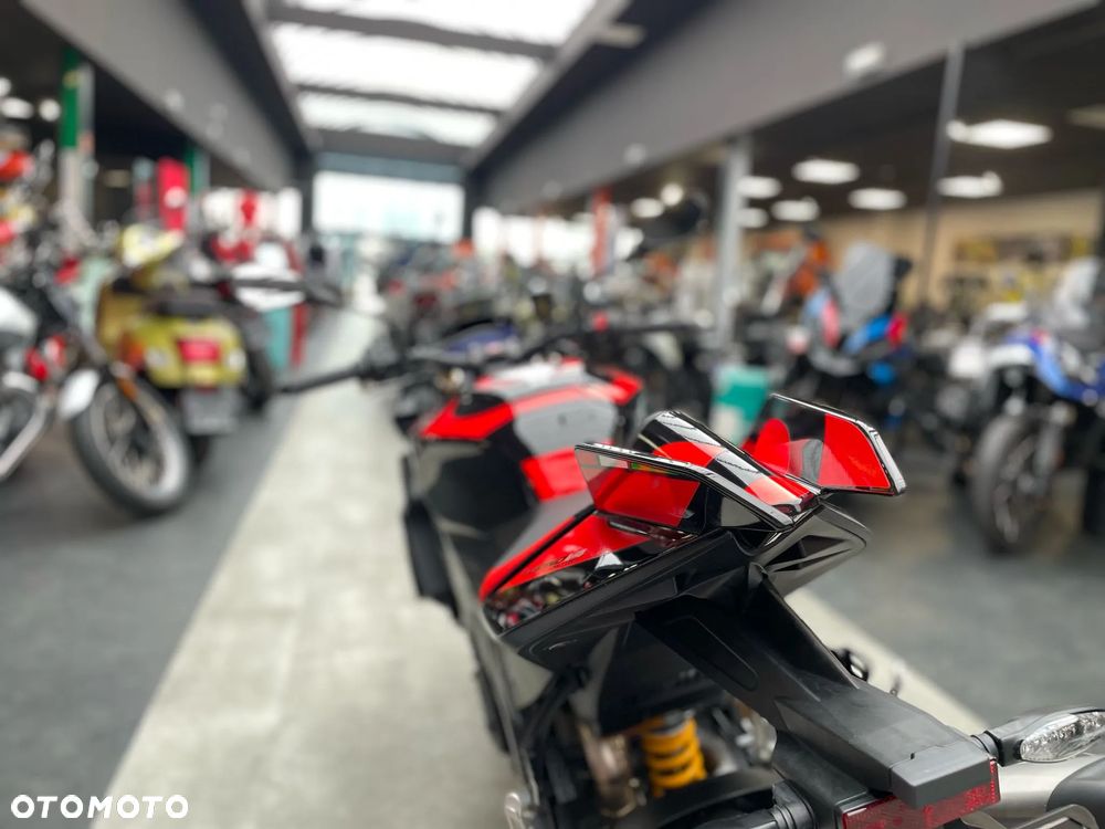 Aprilia Tuono - 12