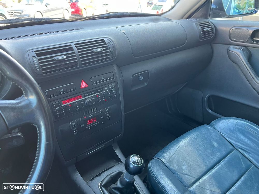Audi A3 1.6 Sport 16 - 19