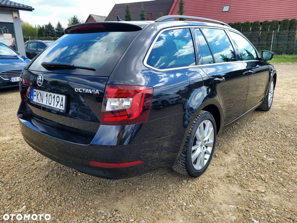 Skoda Octavia 1.5 TSI ACT Style DSG - 2