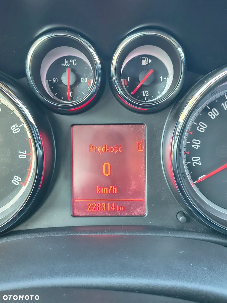 Opel Astra 1.4 T Cosmo - 6