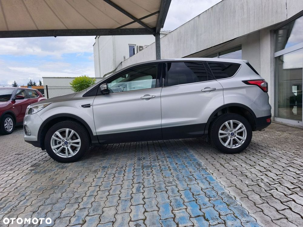 Ford Kuga 1.5 EcoBoost 2x4 SYNC - 4