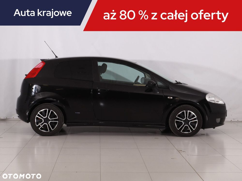 Fiat Grande Punto - 8