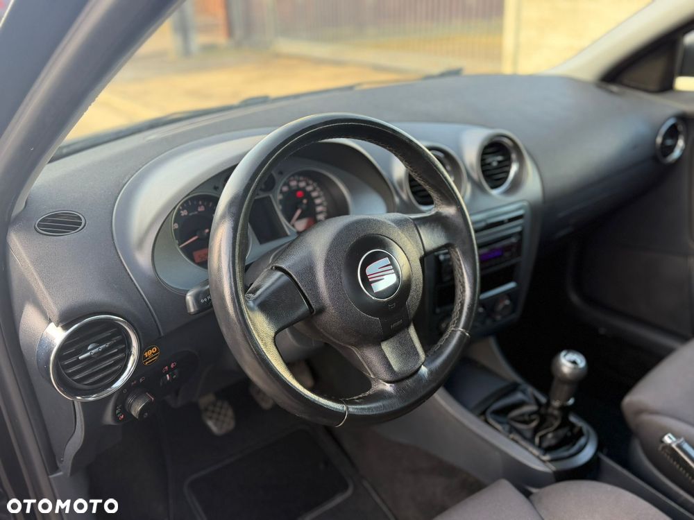 Seat Ibiza 1.4 16V Comfort Edition - 16