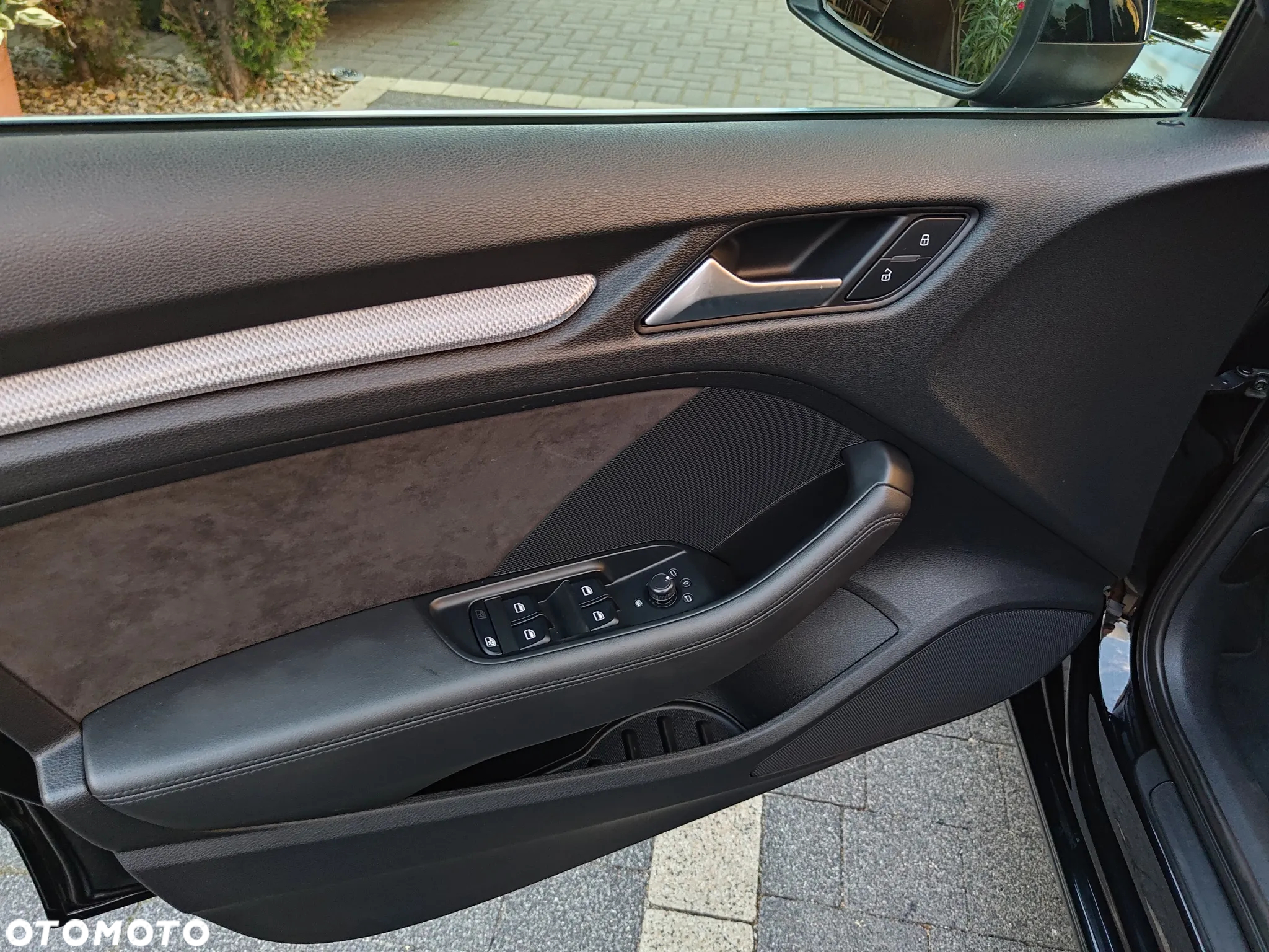 Audi A3 Sportback 2.0 TDI Quattro Ambiente - 17