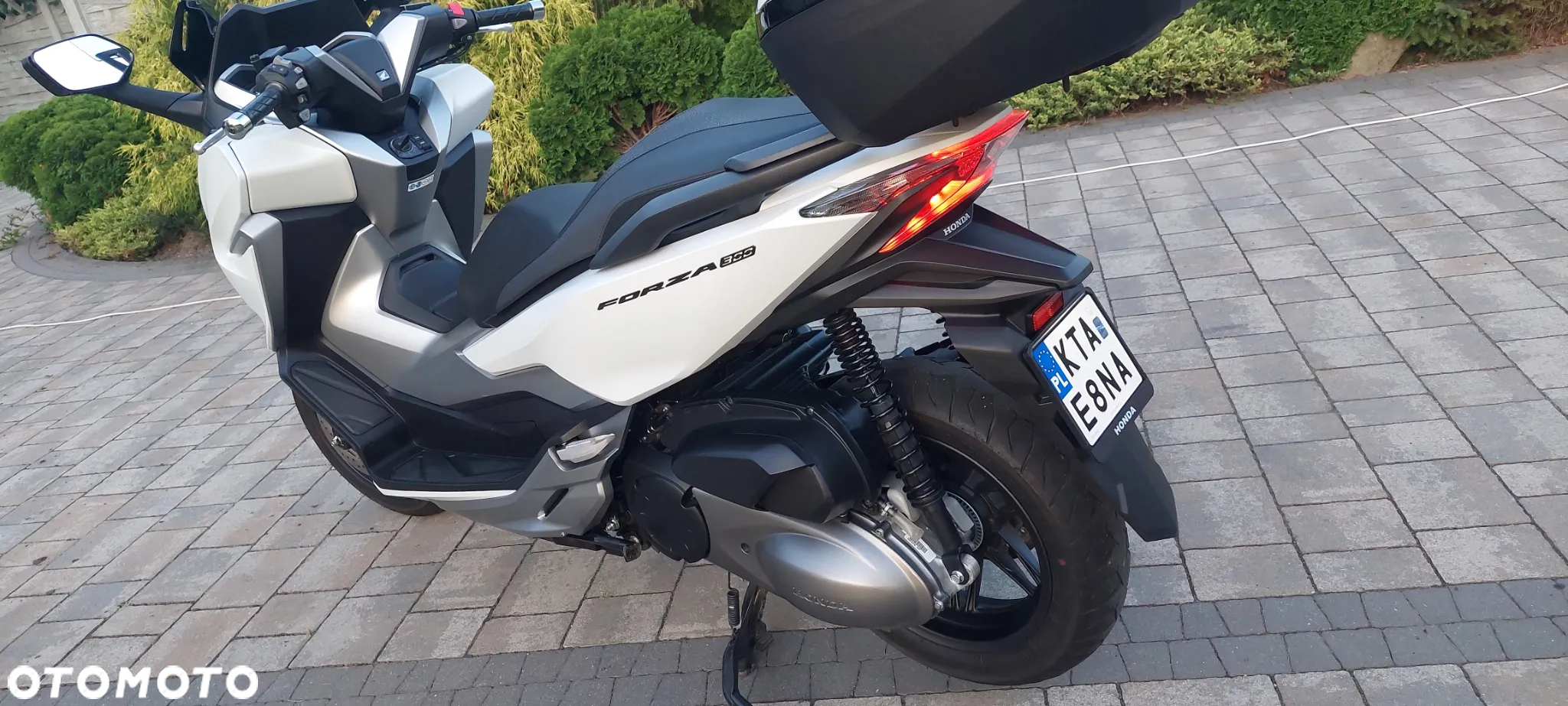 Honda NSS - 16