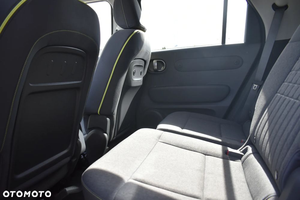 Hyundai Inster 49kWh Cross Smart - 25