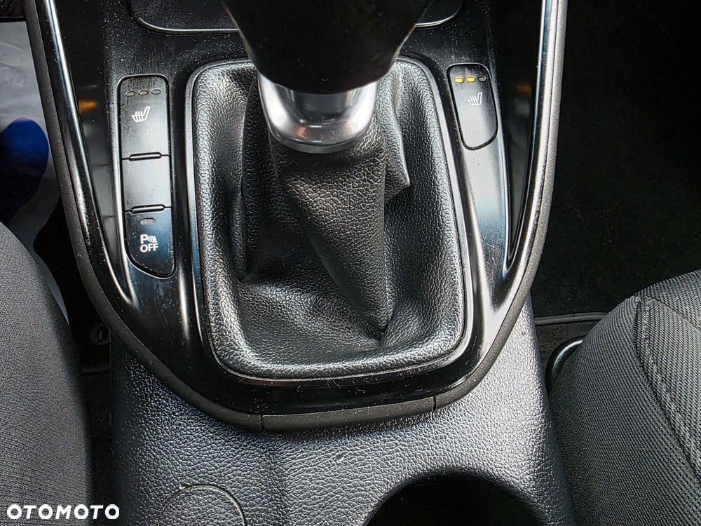 Kia Carens 1.7 CRDi Vision - 21