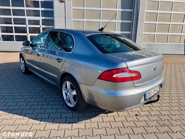 Skoda Superb 1.9 TDI Ambiente - 5