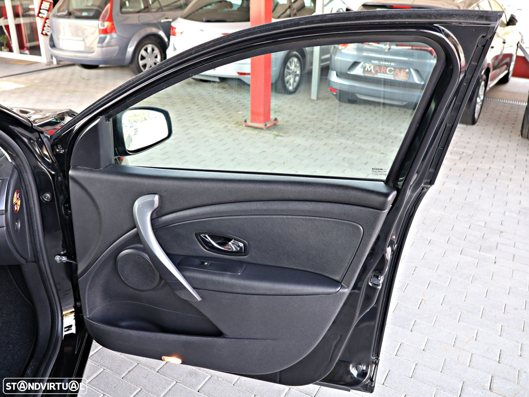 Renault Mégane Sport Tourer 1.5 dCi Confort SS - 32